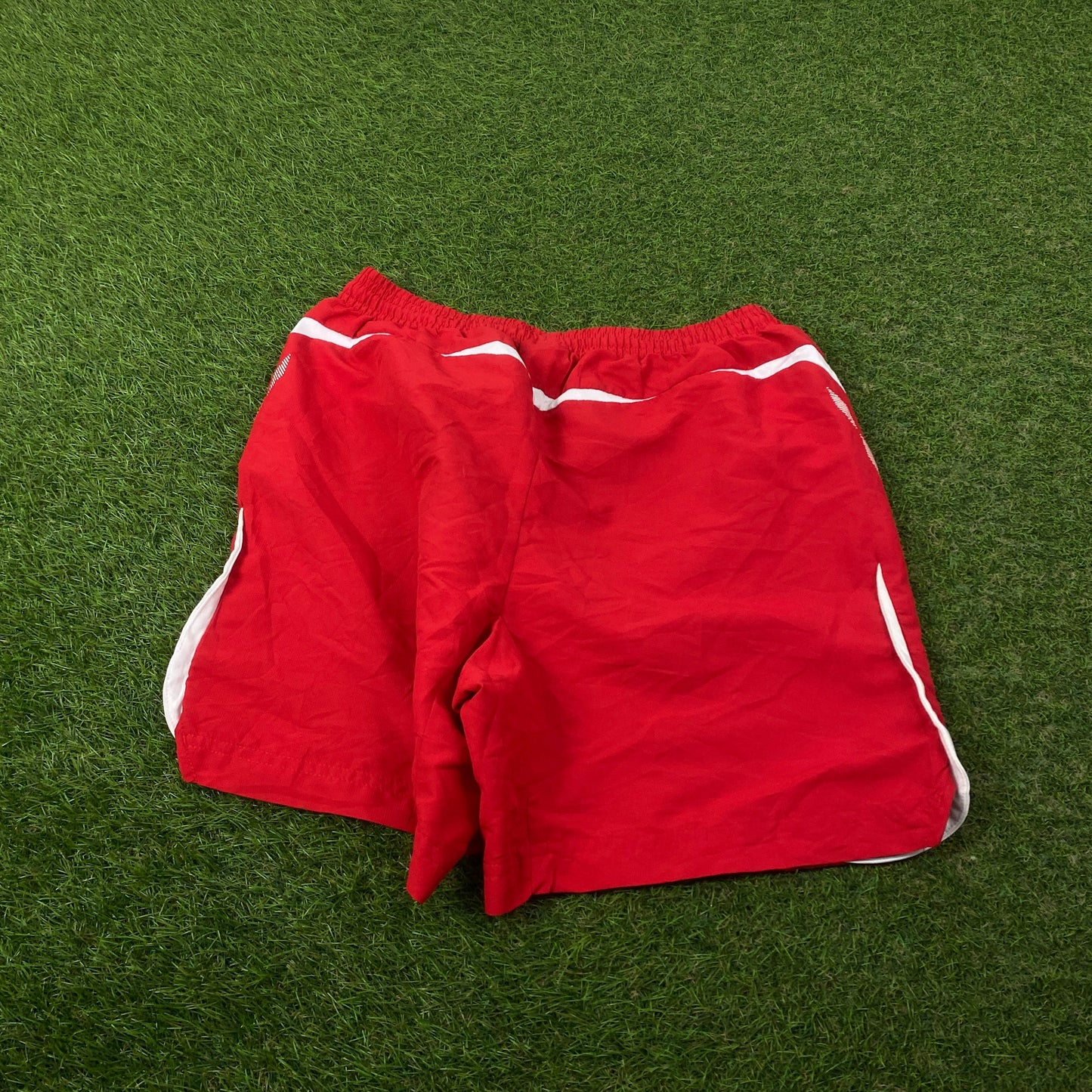 Retro Umbro Shorts Red Small