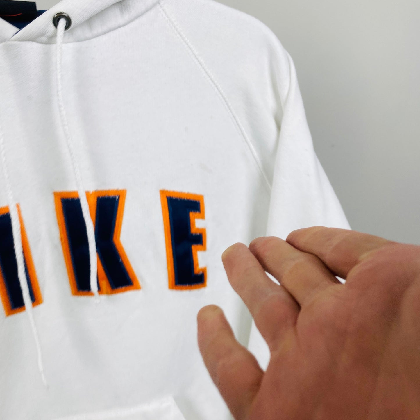 90s Nike Hoodie White Small