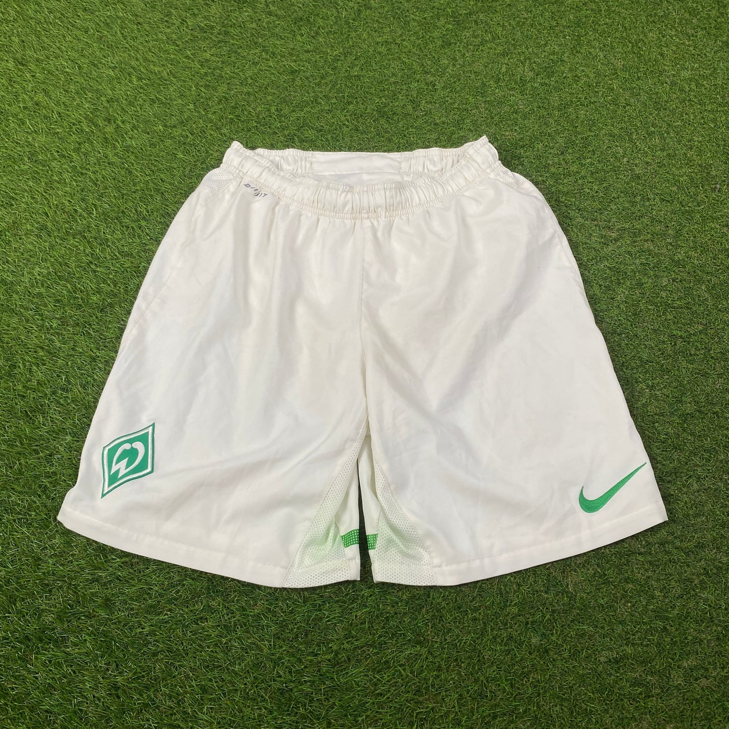 00s Nike Wolfsburg Football Shorts White Mediumr