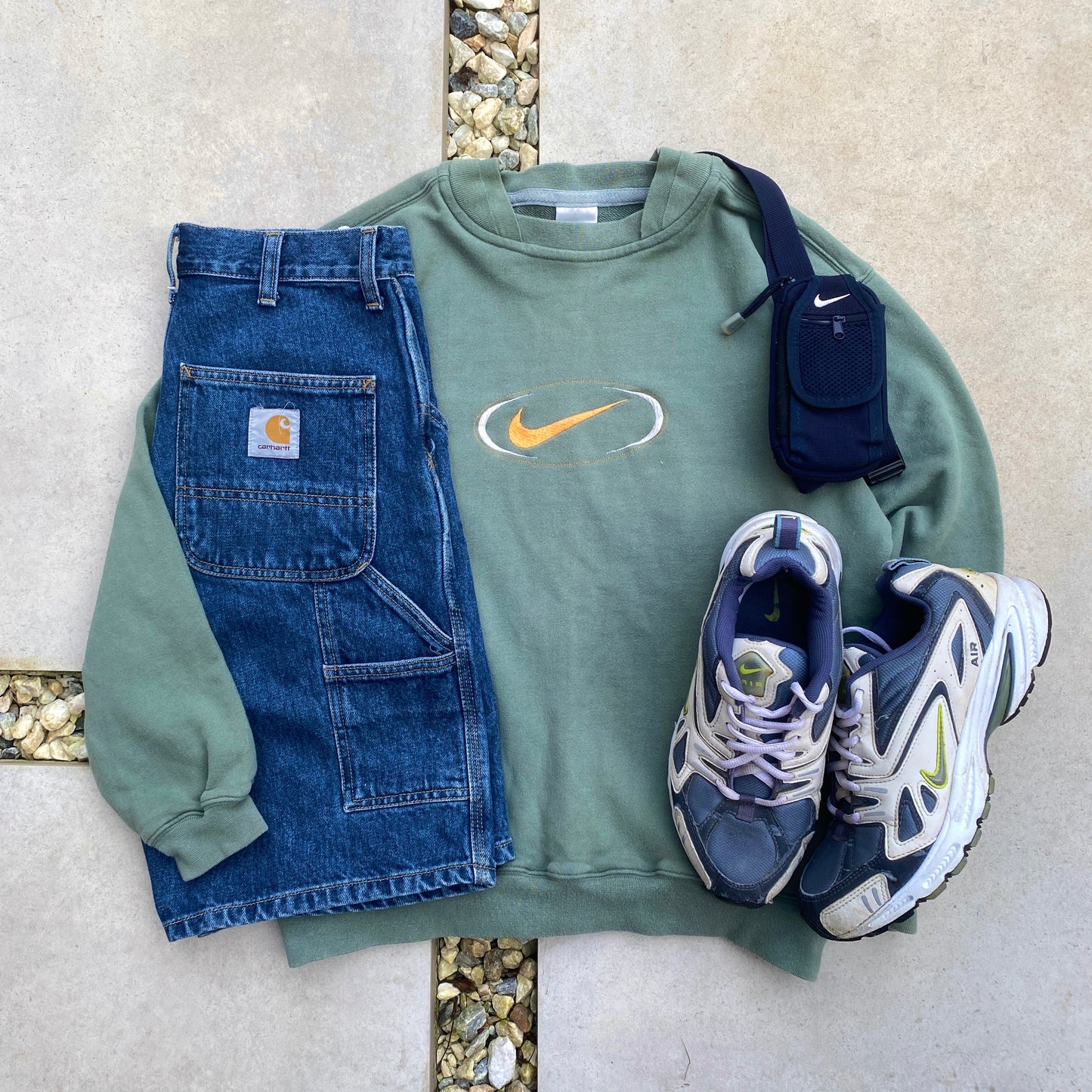 90s Nike Swoosh Sweatshirt Green Small