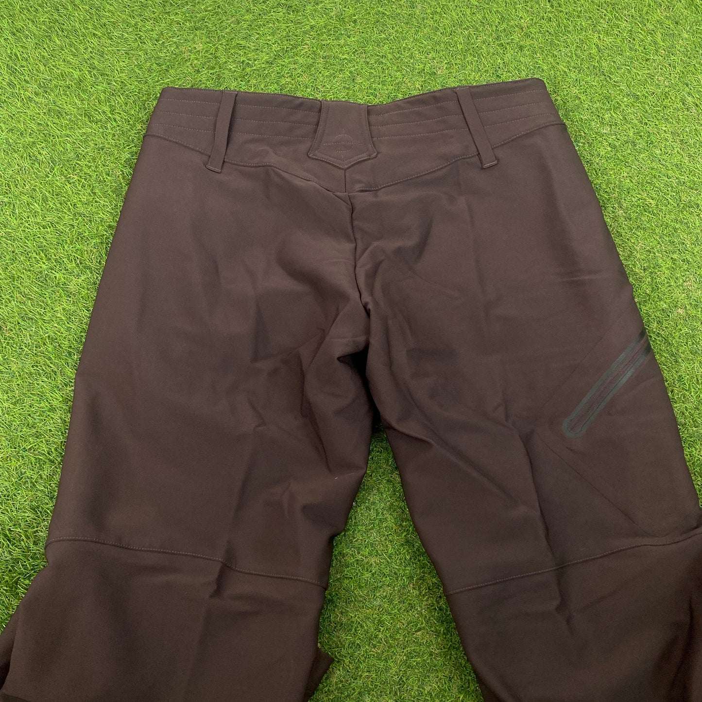 00s Nike ACG Cargo Trousers Joggers Brown Small
