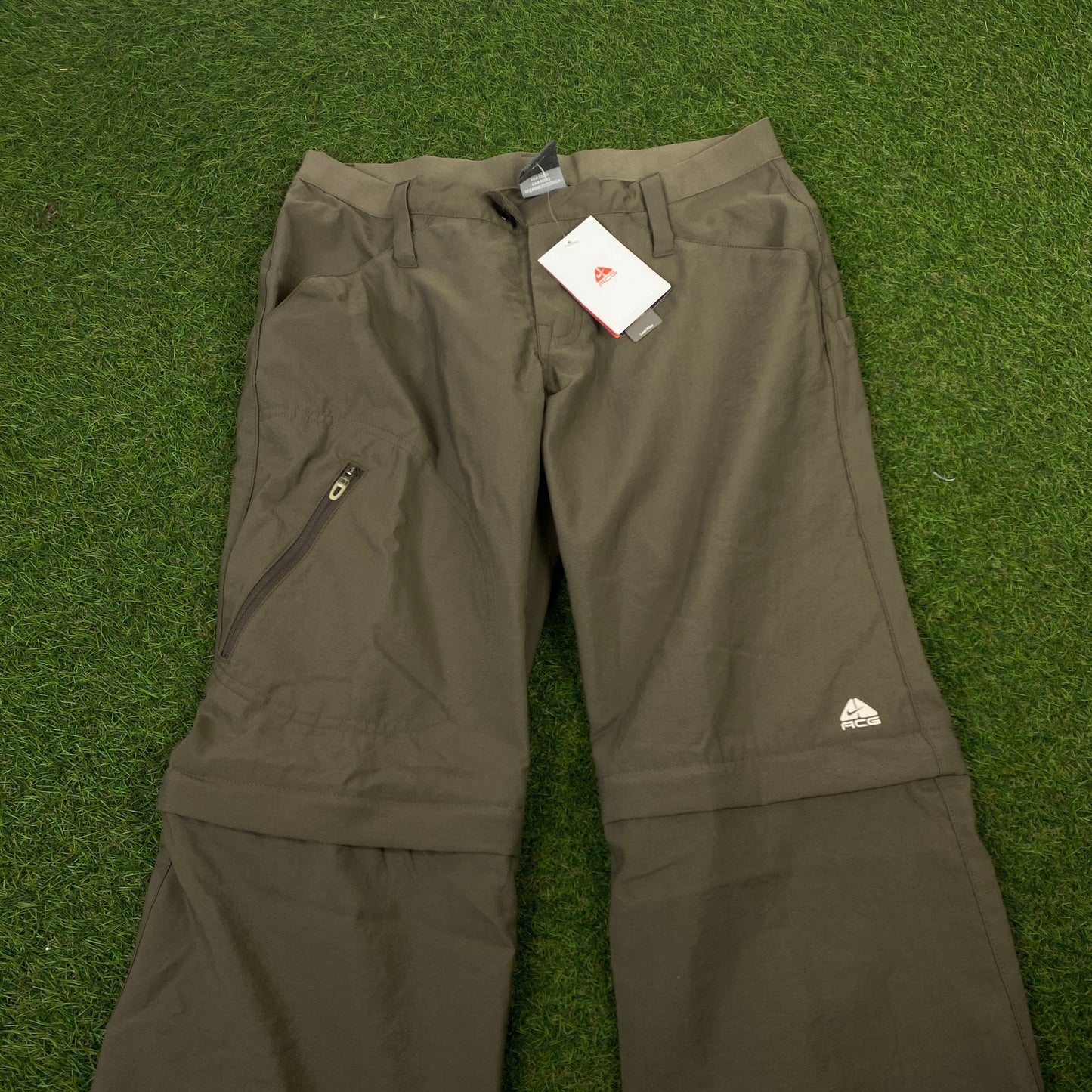 00s Nike ACG Zip Off Cargo Trousers Joggers Brown XS