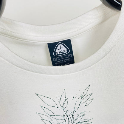 00s Nike ACG T-Shirt White Medium
