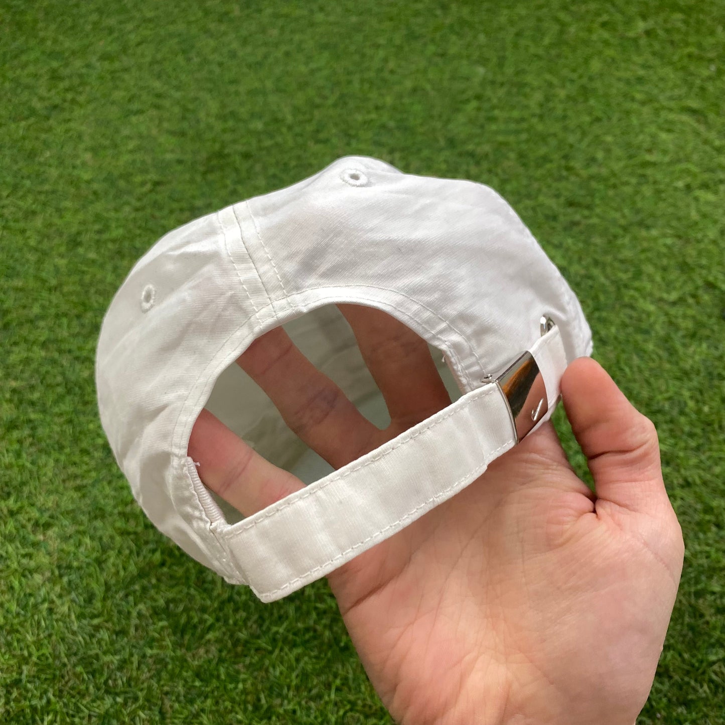 Vintage 90s Nike Metal Swoosh Hat White